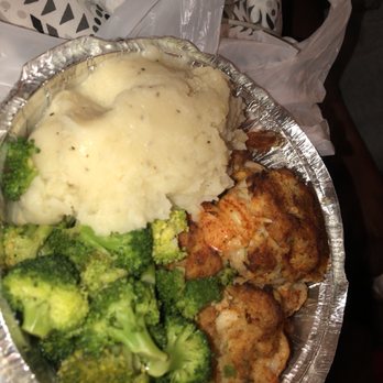 Essence Bar - Stuffed shrimp with mash and broccoli - Soul Food Near Me - Brooklyn, New York