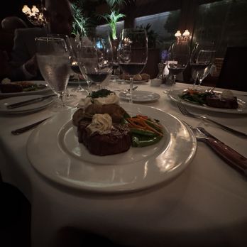 Harris' Restaurant - Filet Mignon - Steakhouses Near Me - San Francisco, California