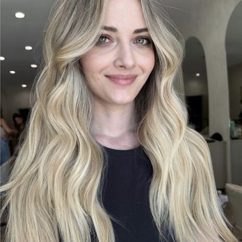 Salon Oaselle - Blonde and beautiful cut by Nicole Frances - Hair Stylists Near Me - Tarzana, California Salon Oaselle - Blonde and beautiful cut by Nicole Frances - Hair Stylists Near Me - Tarzana, California