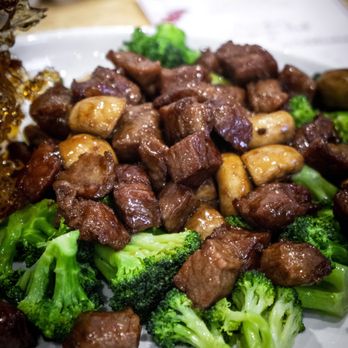 Century Banquet Restaurant - Beef Tenderloin with Maggi Sauce - Chinese Near Me - Markham, Ontario