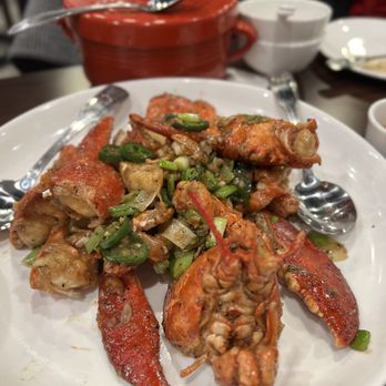 Happy Bee Kitchen - House Lobster - Chinese Near Me - Artesia, California