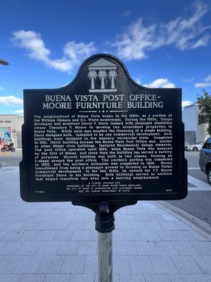 The Moore by null