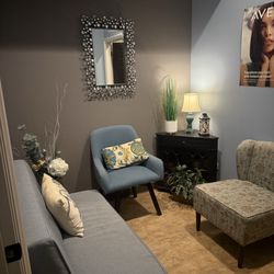 Kim's Salon & Spa - Relaxation room