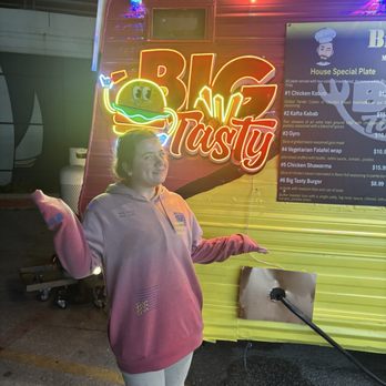 Big Tasty - Posing next to a hidden gem with delicious food - Pop-Up Restaurants Near Me - Lake Dallas, Texas