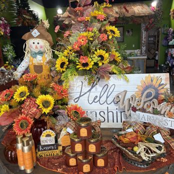 Distinctive Designs Floral - Florists Near Me - Vilonia, Arkansas Distinctive Designs Floral - Florists Near Me - Vilonia, Arkansas