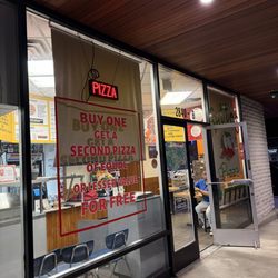 Fattes Pizza - Late night dash