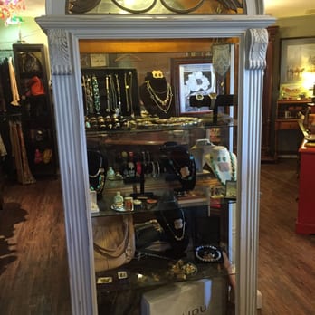 I Spy the Perfect Piece - Antiques Near Me - Kemah, Texas I Spy the Perfect Piece - Antiques Near Me - Kemah, Texas