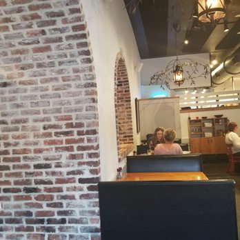 Jonah's Fish & Grits - Seafood Near Me - Thomasville, Georgia
