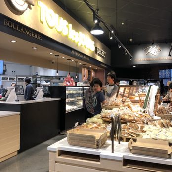 H Mart - Arcadia - Bakery - Grocery Near Me - Arcadia, California
