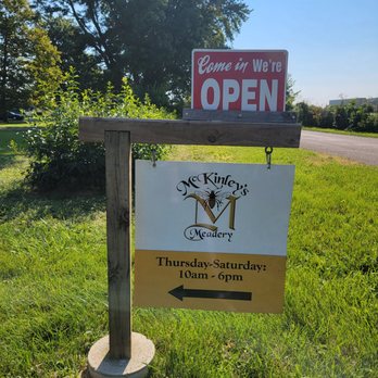 McKinley's Meadery - a sign for the open - Meaderies Near Me - Hebron, Ohio