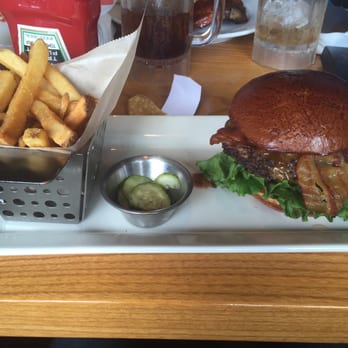 Chili's - Classic bacon burger is delicious!!! - Bars Near Me - Glen Allen, Virginia