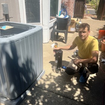 Cronus Service - Sergi the Tech - Heating & Air Conditioning/HVAC Near Me - North Highlands, California
