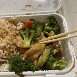 Lin's Garden - Chicken and vegetables