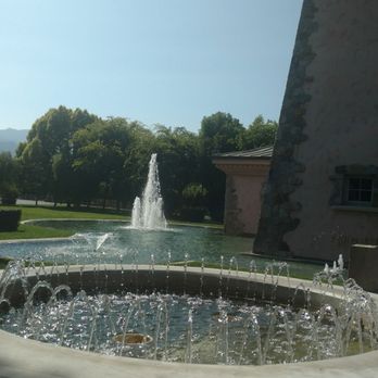 Peju Winery - Outside - Wine Tasting Room Near Me - Rutherford, California Peju Winery - Outside - Wine Tasting Room Near Me - Rutherford, California
