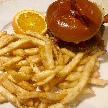 Central Diner & Grille - California Burger - Diners Near Me - Pittsburgh, Pennsylvania Central Diner & Grille - California Burger - Diners Near Me - Pittsburgh, Pennsylvania