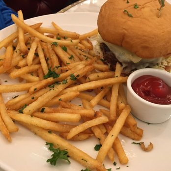 Sugar Factory Foxwoods - Signature burger - American Near Me - Mashantucket, Connecticut Sugar Factory Foxwoods - Signature burger - American Near Me - Mashantucket, Connecticut