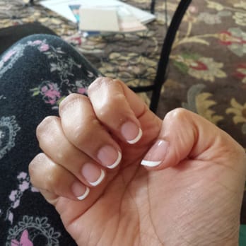 Chicago Nails - French tip - Nail Salons Near Me - Lincolnwood, Illinois