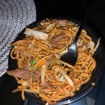 China Sun - Plenty of beef in the small size yummy beef lo mein - Chinese Near Me - Plantation, Florida China Sun - Plenty of beef in the small size yummy beef lo mein - Chinese Near Me - Plantation, Florida