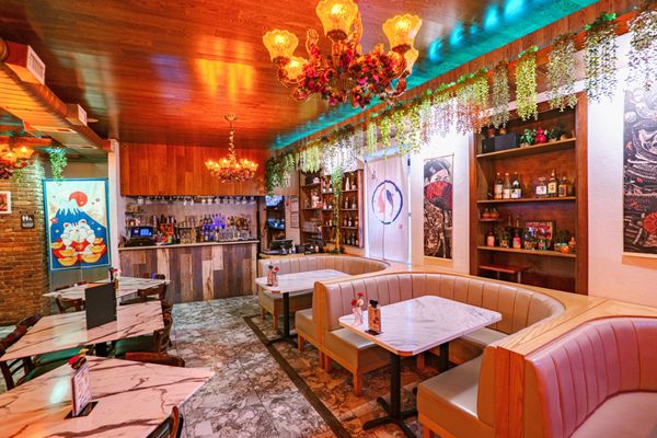 Zutto Japanese American Pub by null