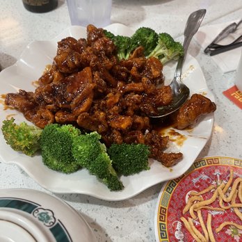 Eggroll King - General Tsos - Chinese Near Me - Huntington Beach, California
