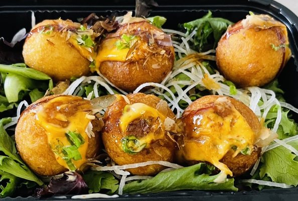 Tsukiyomi Sushi Bar & Grill by null