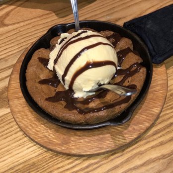 Chili's - Skillet Chocolate Chip Cookie - American Near Me - Orange City, Florida Chili's - Skillet Chocolate Chip Cookie - American Near Me - Orange City, Florida