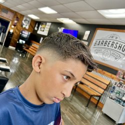 JR's Barbershop