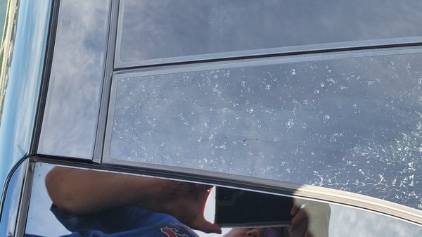 Lee's Expert Auto Glass, 1400 E Blvd, Ste C, Kokomo, IN 46902, US