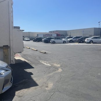 Golfo De Fonseca Restaurant - Well kept parking - Latin American Near Me - Pacoima, California Golfo De Fonseca Restaurant - Well kept parking - Latin American Near Me - Pacoima, California