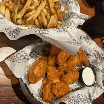 Kickback Jack's - Hot wings and Fresh Hand-Cut Fries - Sports Bars Near Me - Suffolk, Virginia Kickback Jack's - Hot wings and Fresh Hand-Cut Fries - Sports Bars Near Me - Suffolk, Virginia
