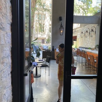 Domingo - Outside dining - Cocktail Bars Near Me - San Antonio, Texas Domingo - Outside dining - Cocktail Bars Near Me - San Antonio, Texas