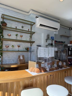 Golda by null Golda by null