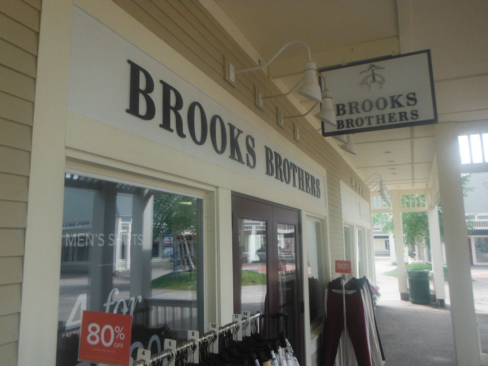 BROOKS BROTHERS FACTORY OUTLET Updated March 2025 2 Common Ct, North Conway, New Hampshire