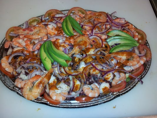 Mariscos Cazo de Oro Estilo Sinaloa by null