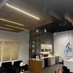 Salons by JC - Inside