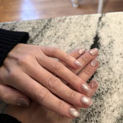Joy Nail & Spa - Dip mani with cat eye