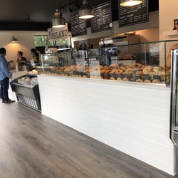 The Bagel Table - Bagel display
