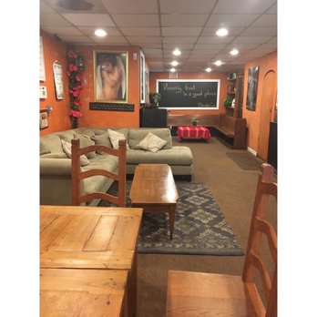 Cherubs - Indoor seating - Coffee & Tea Near Me - Chicago, Illinois