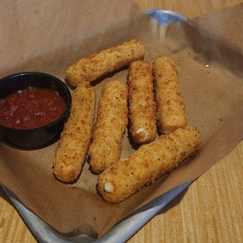 Buffalo Wild Wings - Mozzarella Sticks - Chicken Wings Near Me - Westminster, Colorado