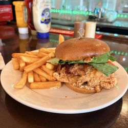Roundhouse Bar and Grill at Holiday Inn - Chicken Bacon Ranch Sandwich