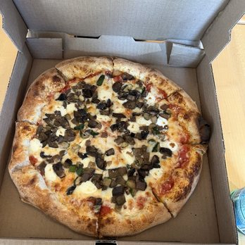 Fire And Frost - Fresh wood oven pizza watched him cook it - Pizza Near Me - Wintergreen Resort, Virginia