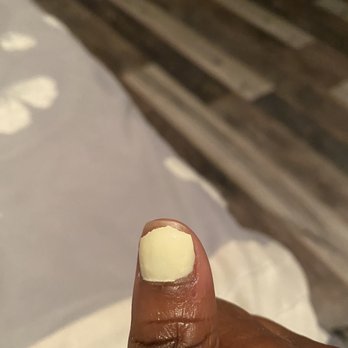 Keep It Nails - Chipped gel polish 24 hrs later - Nail Salons Near Me - Hampton, Georgia