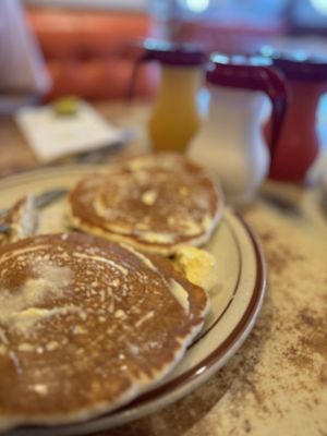 Ken's House of Pancakes by null