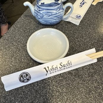 Yohei Sushi Restaurant - Table ware - Sushi Bars Near Me - Honolulu, Hawaii