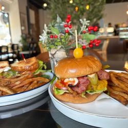 Park Cafe + Restaurant