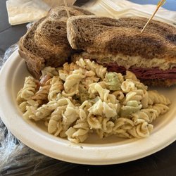 Dina's Sandwitch - Reuben