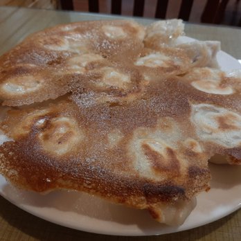The Dumpling King - Crispy pan fried cabbage and pork dumplings ($8.99) - Taiwanese Near Me - Markham, Ontario
