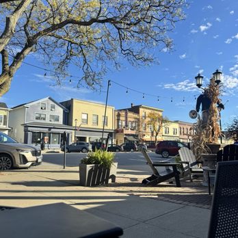 Big Tree Inn - Hotels Near Me - Geneseo, New York