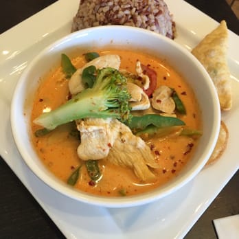 Chaba Thai Kitchen - Panang with chicken and broccoli, plus brown rice (lunch special) - Thai Near Me - San Diego, California Chaba Thai Kitchen - Panang with chicken and broccoli, plus brown rice (lunch special) - Thai Near Me - San Diego, California