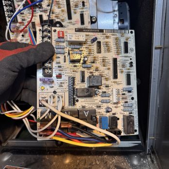 FixCrew - Furnace control board repair - Appliances & Repair Near Me - Los Gatos, California FixCrew - Furnace control board repair - Appliances & Repair Near Me - Los Gatos, California